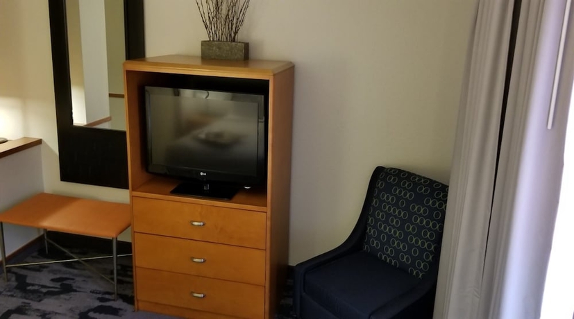 Imagen de la habitación del Hotel Fairfield Inn & Suites Mount Vernon Rend Lake. Foto 9