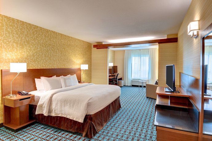 Imagen de la habitación del Hotel Fairfield Inn & Suites Nashville MetroCenter. Foto 9