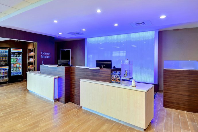 Imagen de los interiores del Hotel Fairfield Inn & Suites Nashville MetroCenter. Foto 17