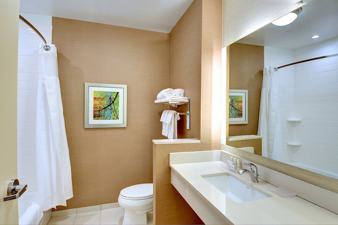 Imagen de la habitación del Hotel Fairfield Inn & Suites Nashville MetroCenter. Foto 14