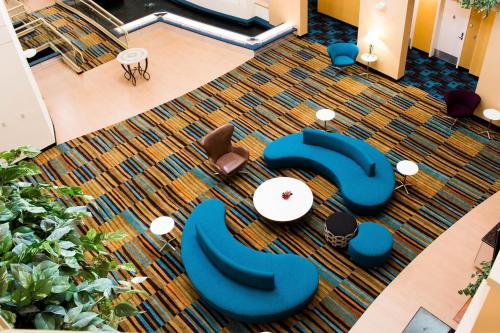 Imagen general del Hotel Fairfield Inn & Suites Oakland Hayward. Foto 4