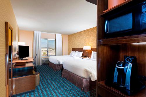 Imagen de la habitación del Hotel Fairfield Inn & Suites Palm Desert Coachella Valley. Foto 19