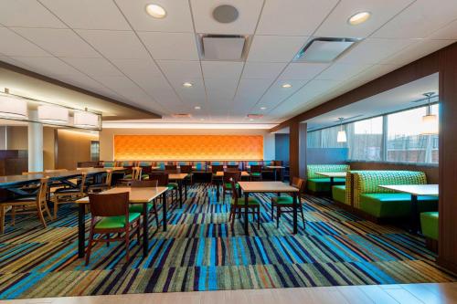 Imagen general del Hotel Fairfield Inn & Suites Palm Desert Coachella Valley. Foto 10