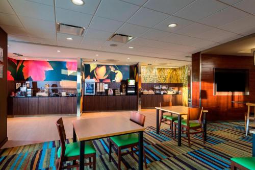 Imagen general del Hotel Fairfield Inn & Suites Palm Desert Coachella Valley. Foto 12