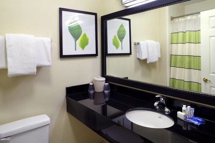 Imagen de la habitación del Hotel Fairfield Inn & Suites Phoenix Midtown. Foto 4