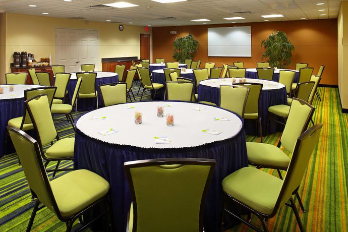 Imagen de los interiores del Hotel Fairfield Inn & Suites Phoenix Midtown. Foto 10