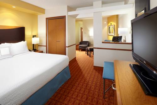 Imagen de la habitación del Hotel Fairfield Inn & Suites Pittsburgh Neville Island. Foto 4