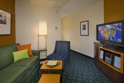 Imagen de la habitación del Hotel Fairfield Inn & Suites Raleigh-durham Airport/brie. Foto 4