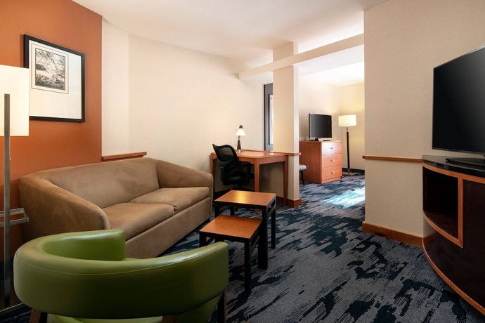 Imagen de la habitación del Hotel Fairfield Inn & Suites Redding. Foto 15