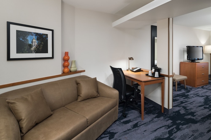 Imagen de la habitación del Hotel Fairfield Inn & Suites South Bend At Notre Dame. Foto 7
