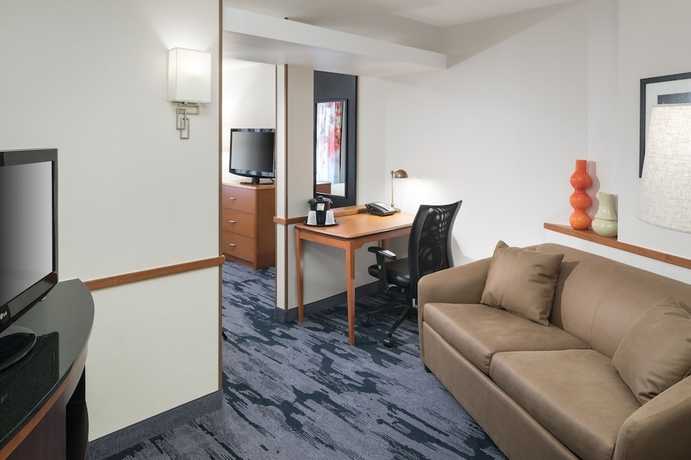 Imagen de la habitación del Hotel Fairfield Inn & Suites South Bend At Notre Dame. Foto 11