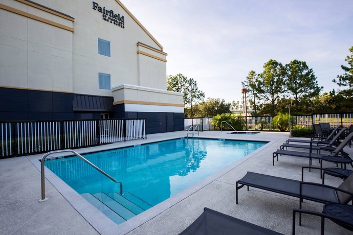 Imagen de la piscina del Hotel Fairfield Inn & Suites Tampa Fairgrounds/Casino. Foto 18