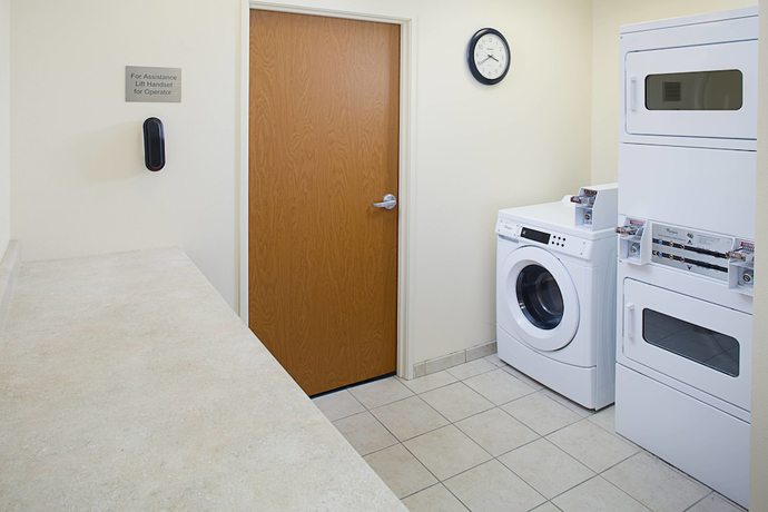 Imagen de los interiores del Hotel Fairfield Inn & Suites Twentynine Palms-Joshua Tree National Park. Foto 12