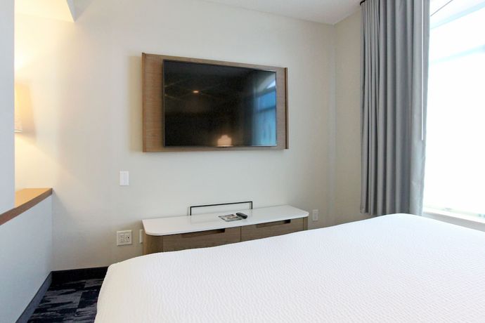 Imagen de la habitación del Hotel Fairfield Inn & Suites by Marriott Charleston Airport/Convention Center. Foto 9