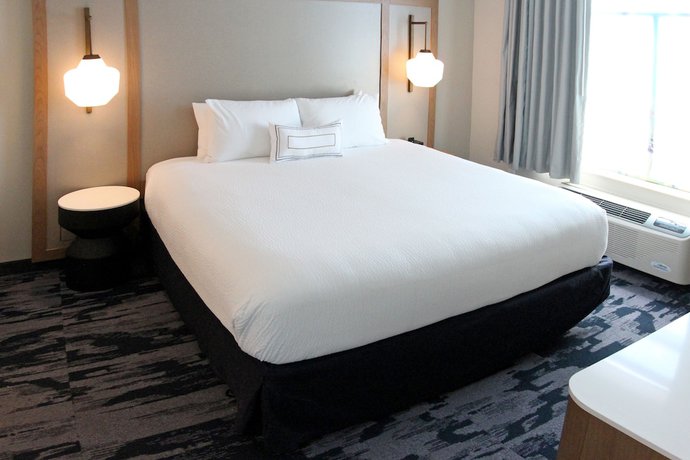 Imagen de la habitación del Hotel Fairfield Inn & Suites by Marriott Charleston Airport/Convention Center. Foto 15