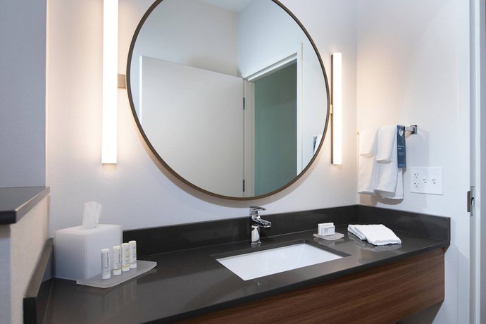 Imagen de la habitación del Hotel Fairfield Inn & Suites by Marriott Dayton North. Foto 14
