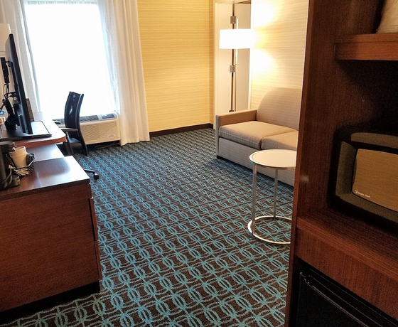 Imagen de la habitación del Hotel Fairfield Inn & Suites by Marriott Springfield Holyoke. Foto 14