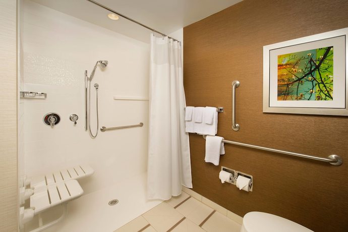 Imagen de la habitación del Hotel Fairfield Inn and Suites Arundel Mills Bwi Airport. Foto 6