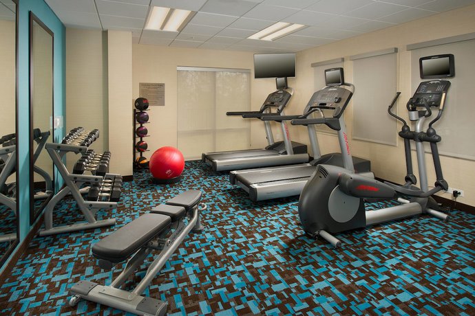 Imagen de los interiores del Hotel Fairfield Inn and Suites Arundel Mills Bwi Airport. Foto 17