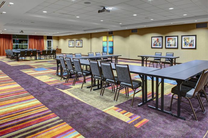 Imagen de los interiores del Hotel Fairfield Inn and Suites Atlanta Stockbridge. Foto 12