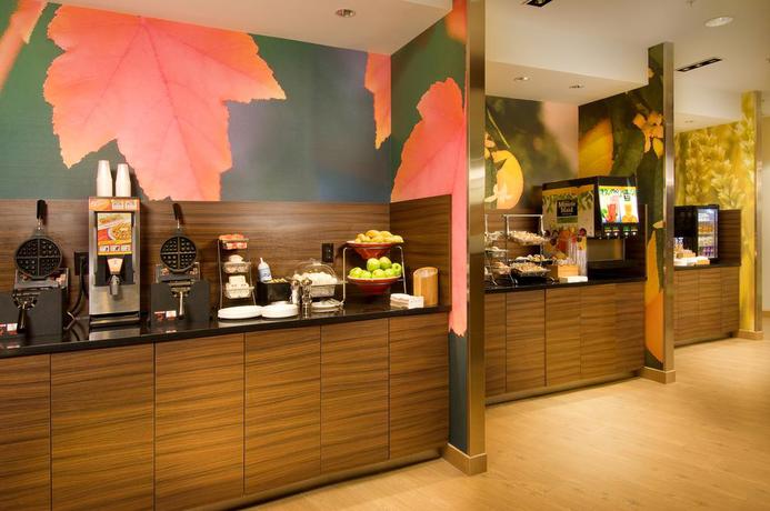 Imagen de los interiores del Hotel Fairfield Inn and Suites Baltimore Bwi Airport. Foto 9