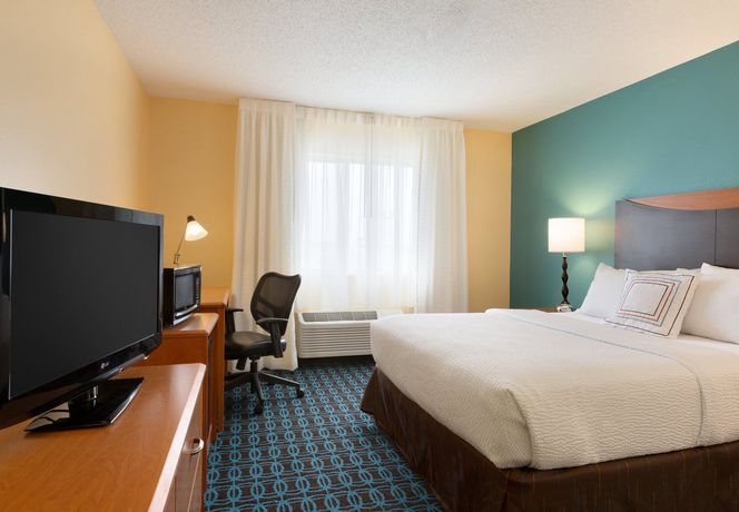 Imagen del bar/restaurante del Hotel Fairfield Inn and Suites Bismarck North. Foto 3