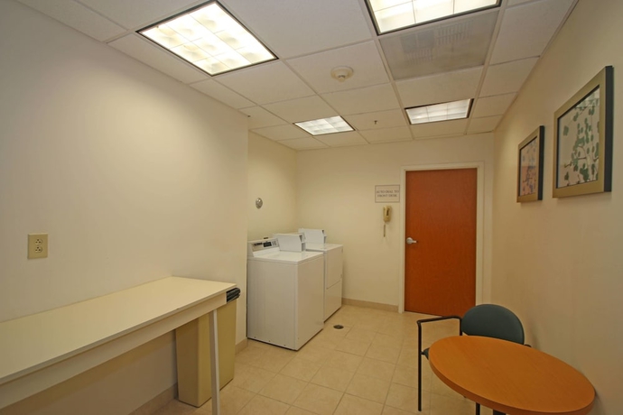 Imagen de los interiores del Hotel Fairfield Inn and Suites By Marriott Aiken. Foto 17