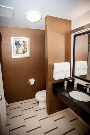 Imagen de la habitación del Hotel Fairfield Inn and Suites By Marriott Akron-south. Foto 2