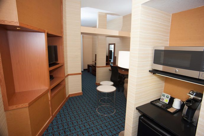 Imagen de la habitación del Hotel Fairfield Inn and Suites By Marriott Akron-south. Foto 7