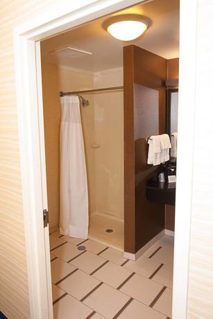 Imagen de la habitación del Hotel Fairfield Inn and Suites By Marriott Akron-south. Foto 8