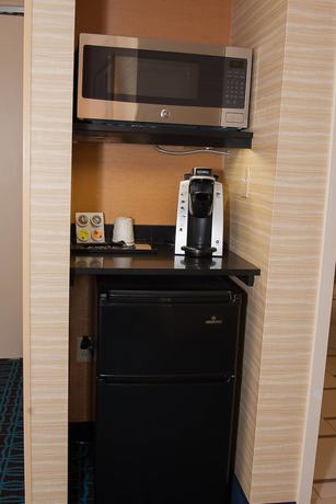 Imagen de la habitación del Hotel Fairfield Inn and Suites By Marriott Akron-south. Foto 9