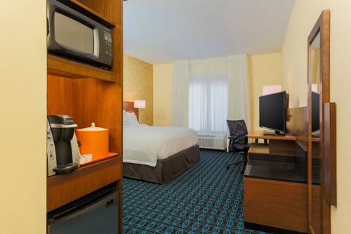 Imagen de la habitación del Hotel Fairfield Inn and Suites By Marriott Alexandria, Alexandria. Foto 2