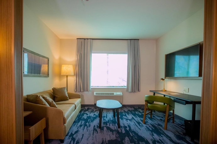 Imagen de la habitación del Hotel Fairfield Inn and Suites By Marriott Alexandria, Alexandria. Foto 13