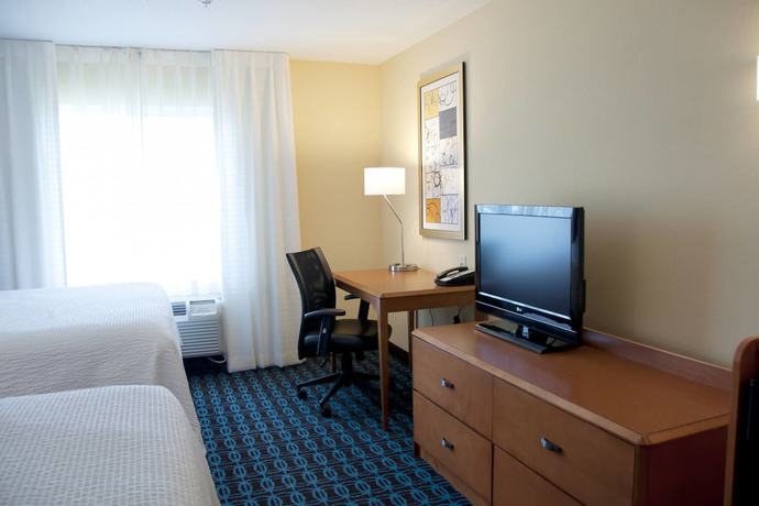 Imagen de la habitación del Hotel Fairfield Inn and Suites By Marriott Ames. Foto 9
