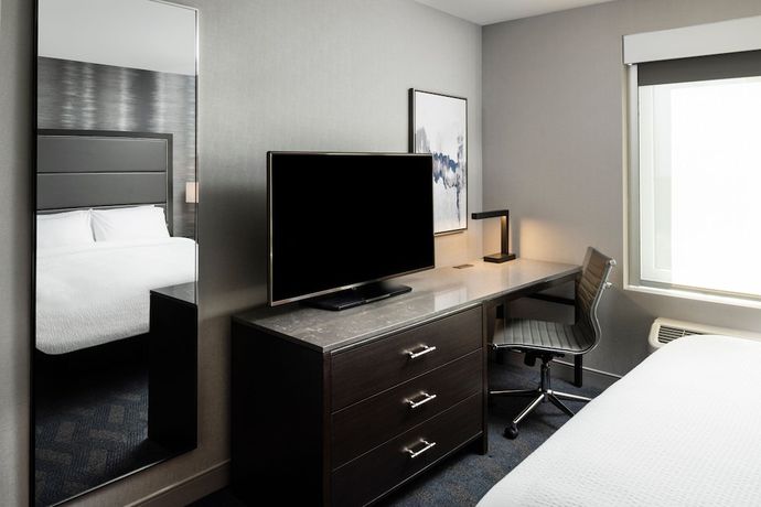 Imagen de la habitación del Hotel Fairfield Inn and Suites By Marriott Annapolis. Foto 6
