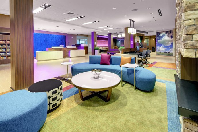 Imagen de los interiores del Hotel Fairfield Inn and Suites By Marriott Asheville Tunnel Road. Foto 17