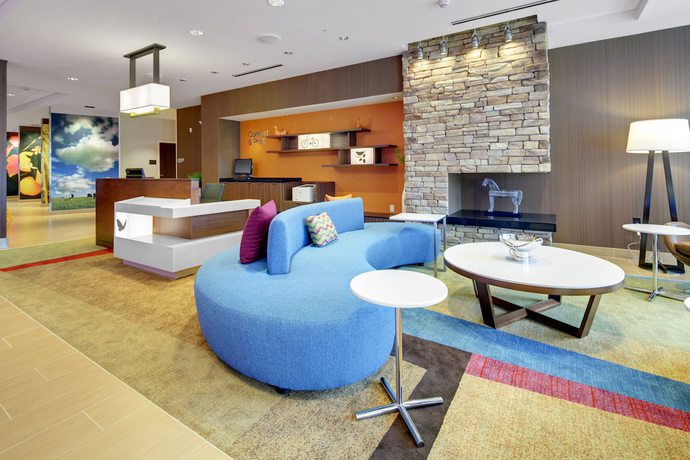 Imagen de los interiores del Hotel Fairfield Inn and Suites By Marriott Asheville Tunnel Road. Foto 19