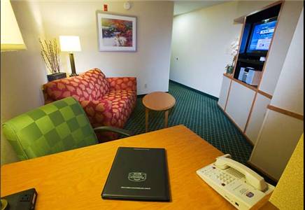 Imagen de la habitación del Hotel Fairfield Inn and Suites By Marriott At Dulles Airport. Foto 9