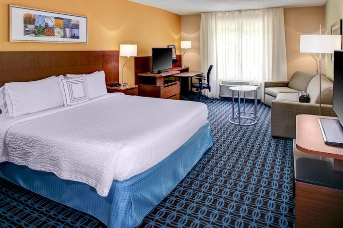 Imagen de la habitación del Hotel Fairfield Inn and Suites By Marriott Atlanta Alpharetta. Foto 11