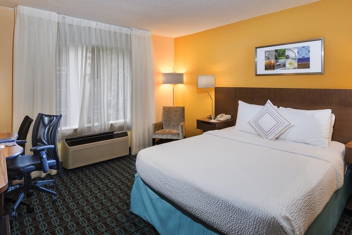 Imagen de la habitación del Hotel Fairfield Inn and Suites By Marriott Atlanta Buckhead. Foto 8