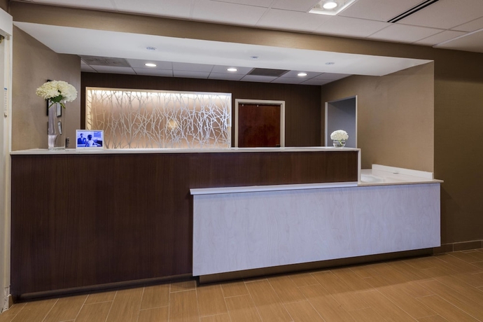 Imagen de los interiores del Hotel Fairfield Inn and Suites By Marriott Atlanta Buckhead. Foto 14