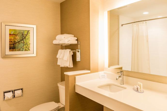 Imagen de la habitación del Hotel Fairfield Inn and Suites By Marriott Atlanta Fairburn. Foto 1