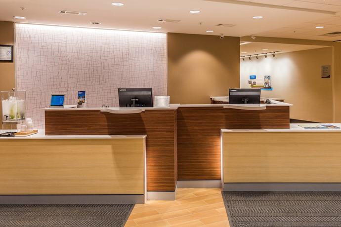 Imagen de los interiores del Hotel Fairfield Inn and Suites By Marriott Atlanta Fairburn. Foto 11