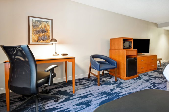 Imagen de la habitación del Hotel Fairfield Inn and Suites By Marriott Atlanta Kennesaw. Foto 5