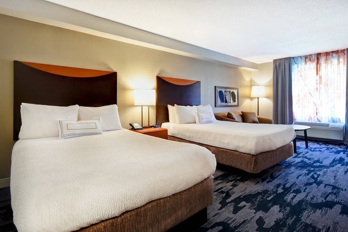 Imagen de la habitación del Hotel Fairfield Inn and Suites By Marriott Atlanta Kennesaw. Foto 11