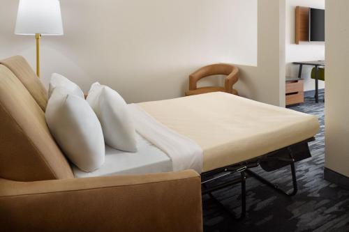 Imagen de la habitación del Hotel Fairfield Inn and Suites By Marriott Atlanta Mcdonough. Foto 19