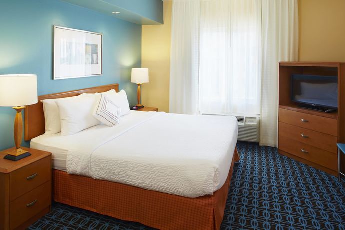 Imagen de la habitación del Hotel Fairfield Inn and Suites By Marriott Atlanta Stonecrest. Foto 2