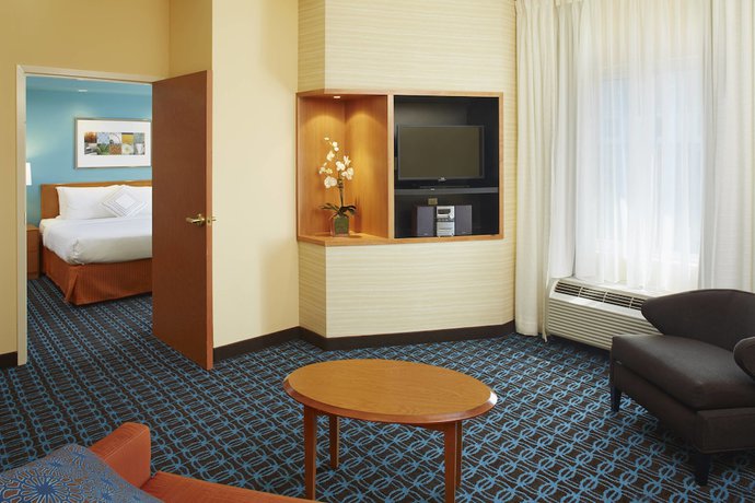Imagen de la habitación del Hotel Fairfield Inn and Suites By Marriott Atlanta Stonecrest. Foto 3