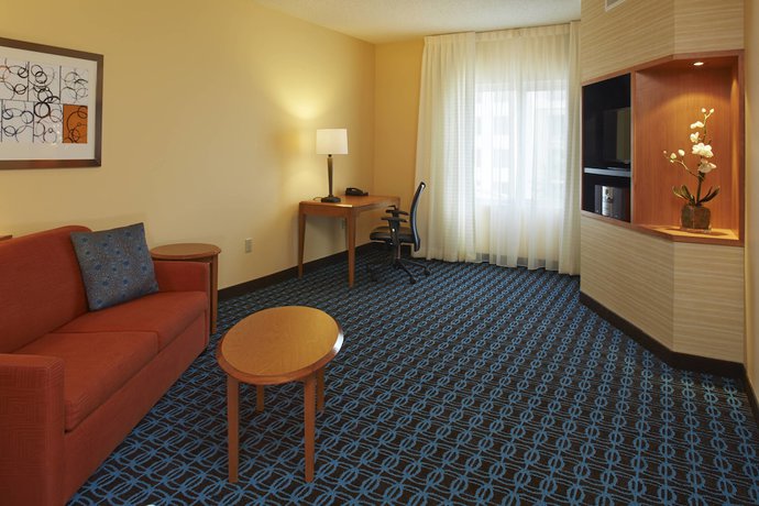 Imagen de la habitación del Hotel Fairfield Inn and Suites By Marriott Atlanta Stonecrest. Foto 7