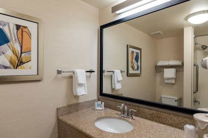 Imagen de la habitación del Hotel Fairfield Inn and Suites By Marriott Atlanta Stonecrest. Foto 10